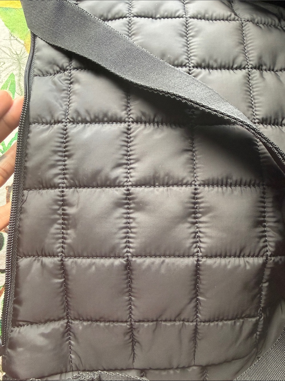 Reebok Quilted Shoulder Bag in Black - Picture 5 of 8